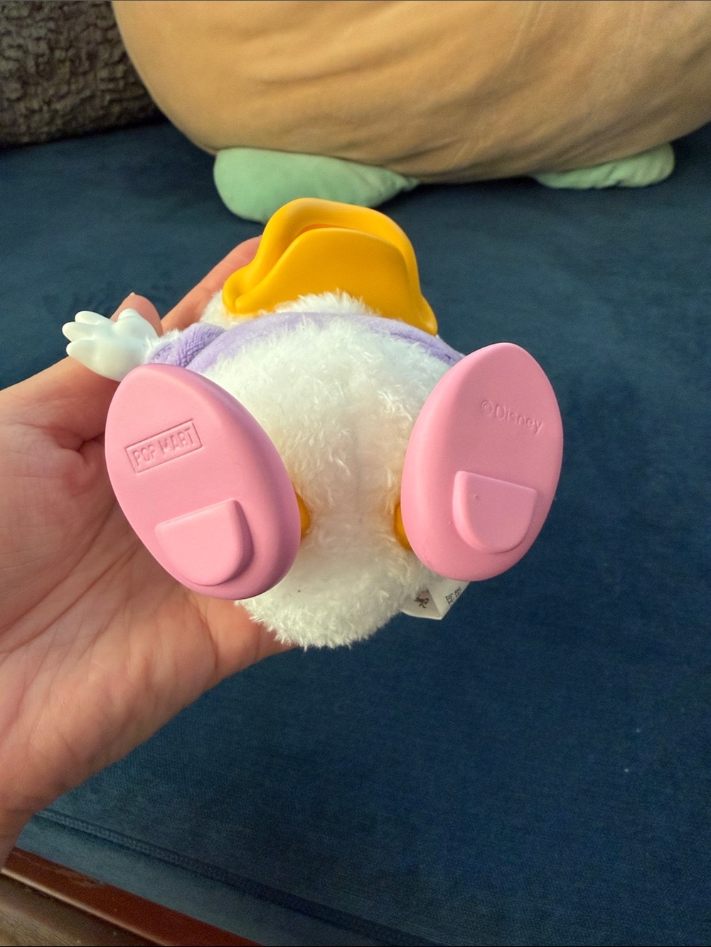 Pop Mart Disney Daisy Duck Plush Keychain - Picture 2 of 3